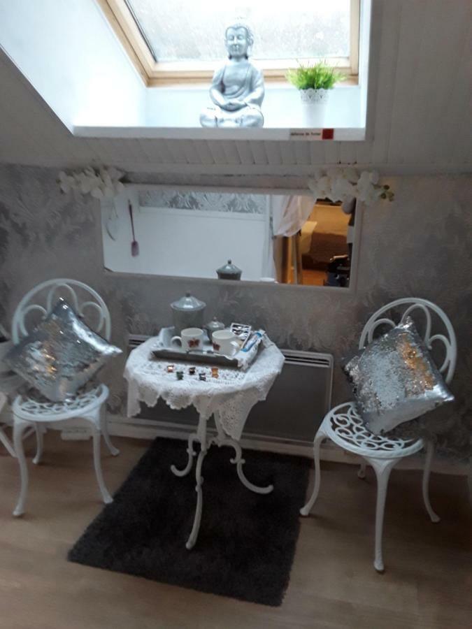 Bed and Breakfast Moulin De La Civiere Kergrist-Moelou Екстер'єр фото
